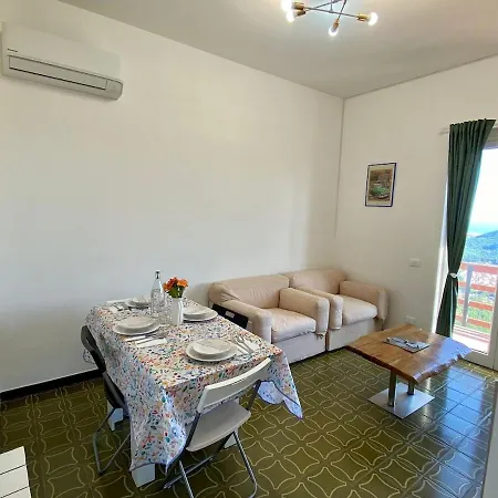 Feriehus Casa Rebecca San Martino (Genoa)